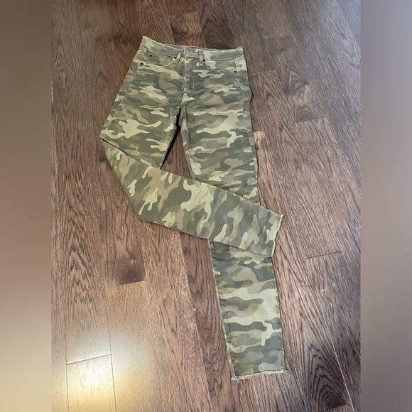 Gap denim camo true skinny pants 28T - Picture 1 of 5